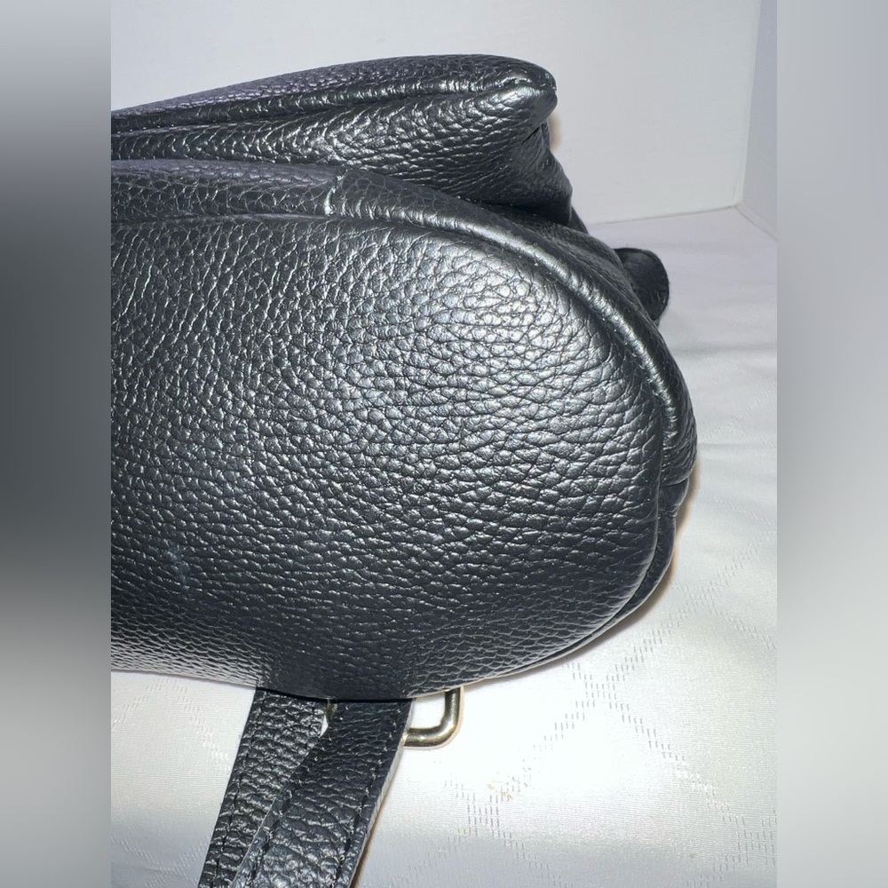 🔥🔥🔥 L.Credi Italian Pebbled Leather Convertible Backpack Crossbody Shoulder Bag - Picture 5 of 10